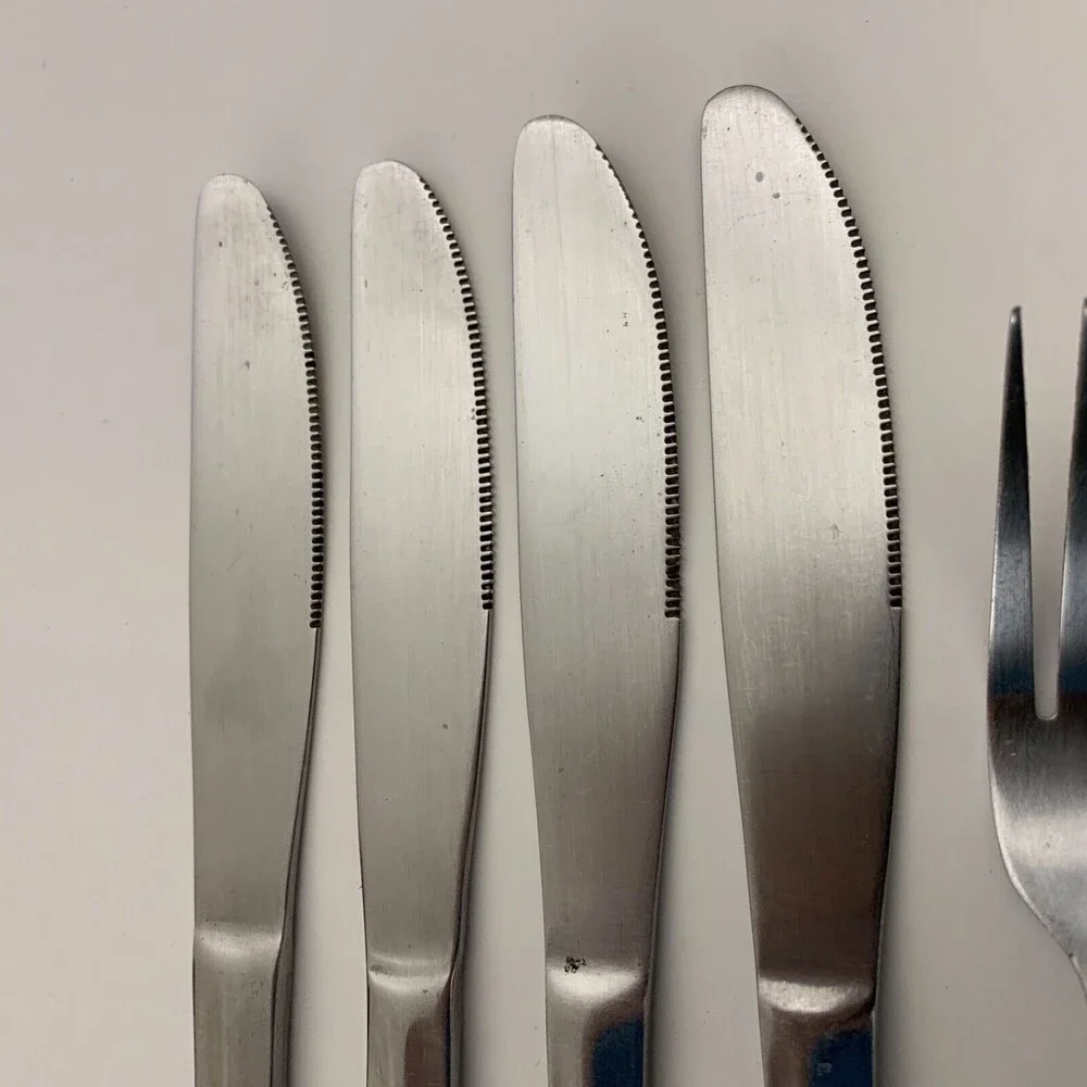 Thomson‎ Stainless Steel Forks Knives Spoons Flatware Lot of 16